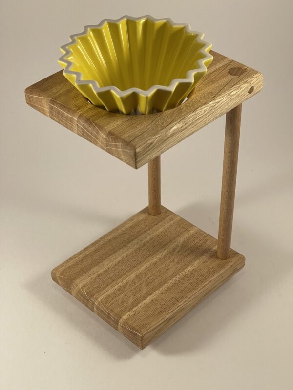 Dřevěný stojánek s dripperem